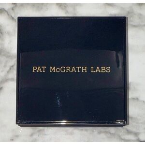 Pat McGrath Labs Celestial Odyssey Luxe Quad:
Bronze Borealis